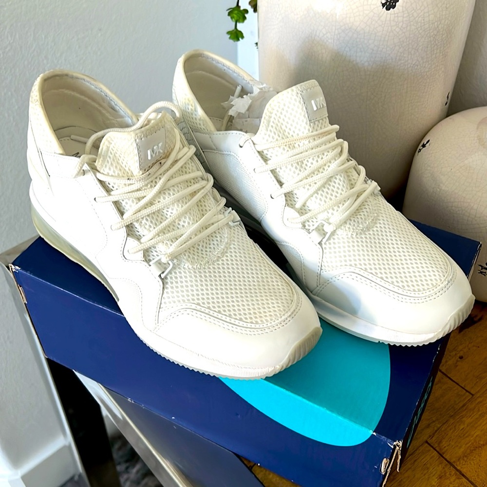 Micheal Kors shoes